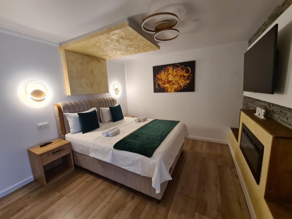 Bella Vista Bungalow Turda Exteriör bild